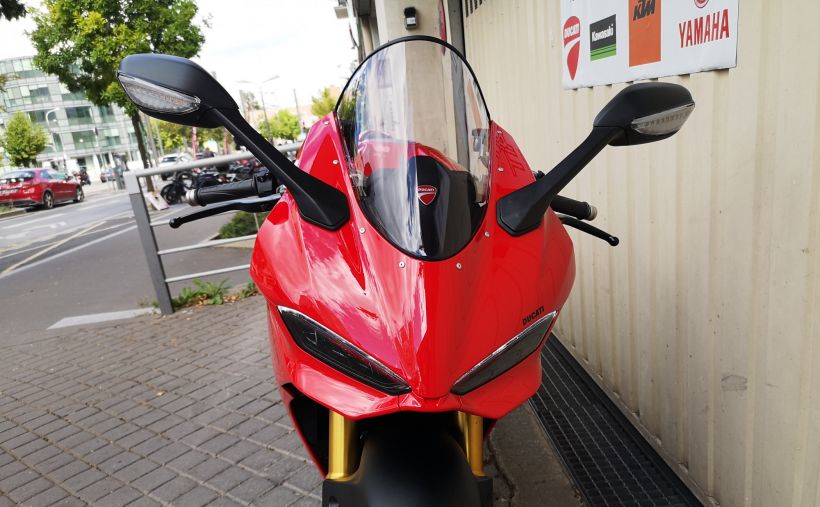 DUCATI PANIGALE V2S 12