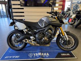 YAMAHA MT-09 - 2016