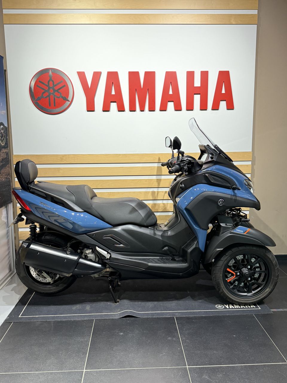 YAMAHA TRICITY 300 1