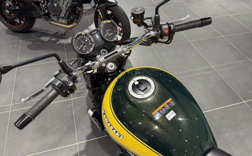 KAWASAKI Z 900 2