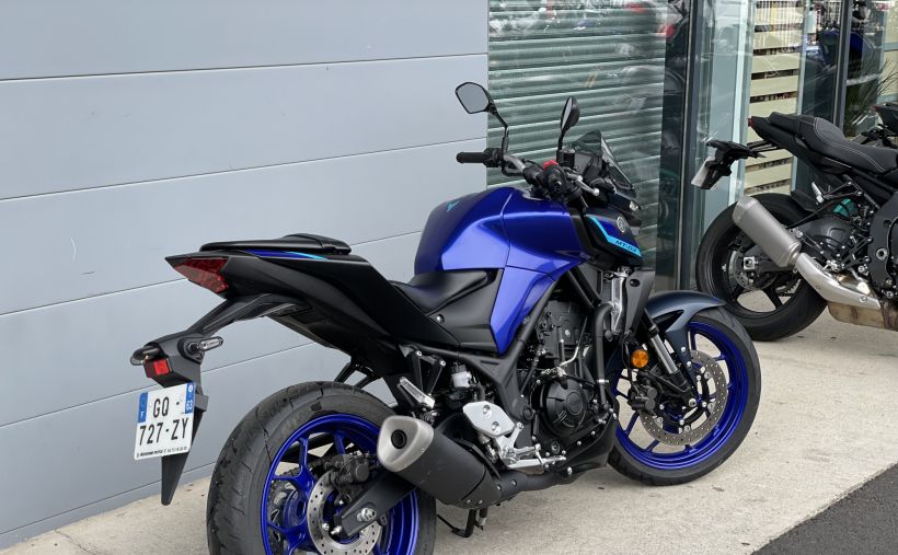 YAMAHA MT-03 2
