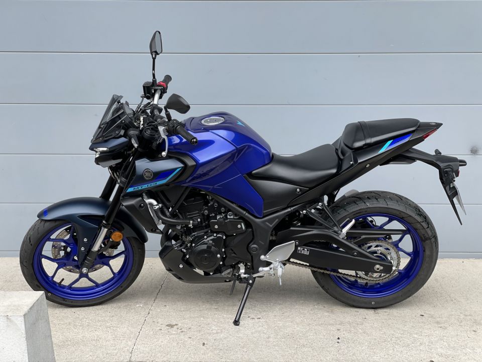 YAMAHA MT-03 3