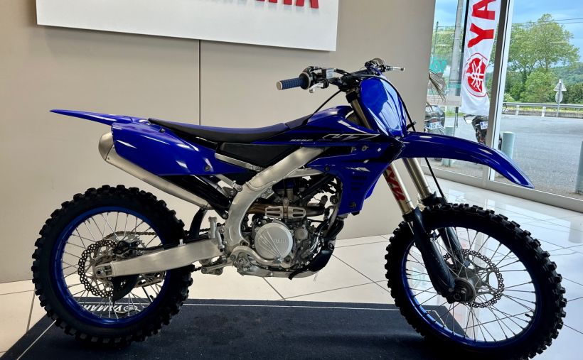 YAMAHA YZ250F 1