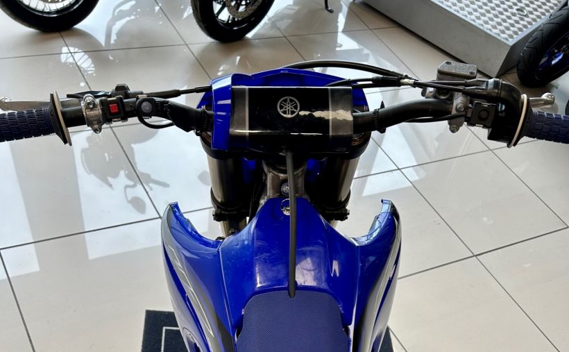 YAMAHA YZ250F 4