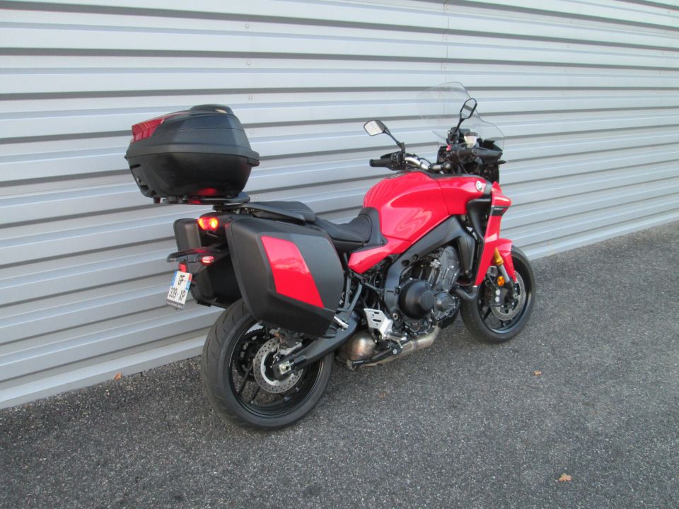 YAMAHA TRACER 9 GT 8