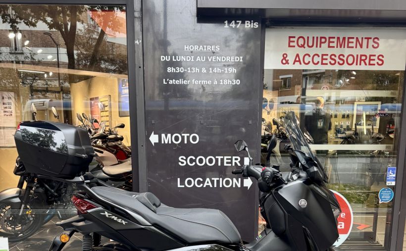 YAMAHA XMAX 125 TECH MAX 2