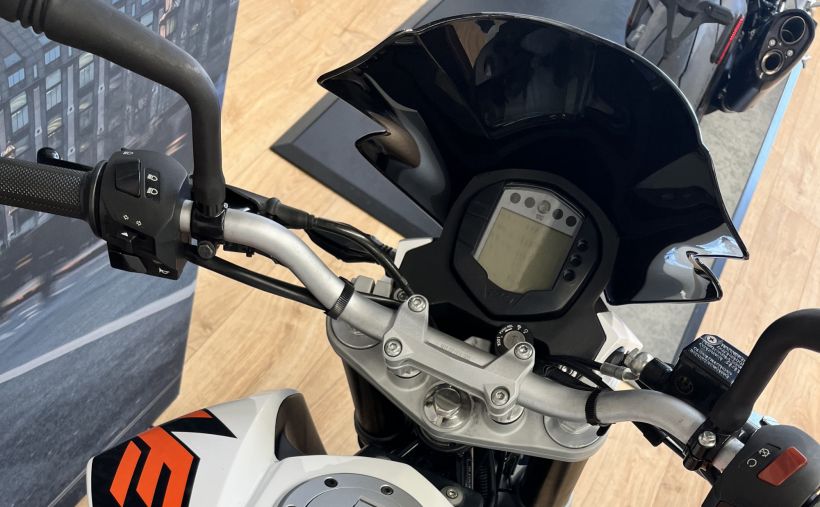 KTM 125 DUKE 1