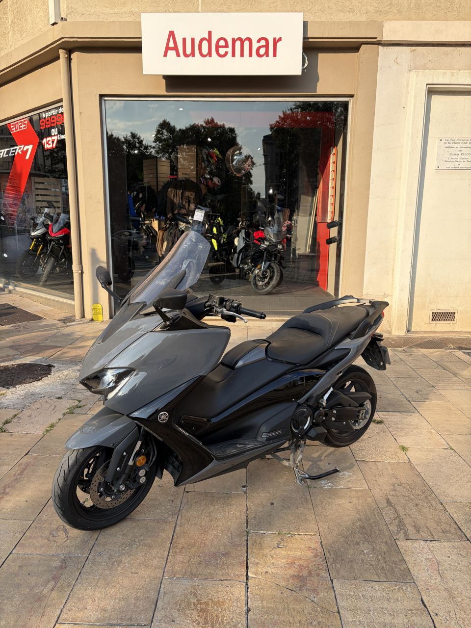 YAMAHA XP T-MAX 560 TECH MAX 3