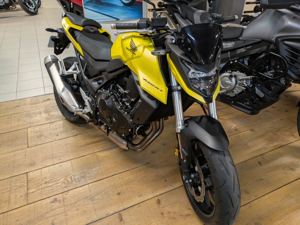 HONDA CB 750 HORNET 40