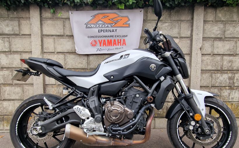 YAMAHA MT-07 (47.5CV) 0