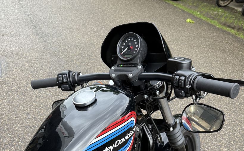 HARLEY-DAVIDSON SPORTSTER 1200 2