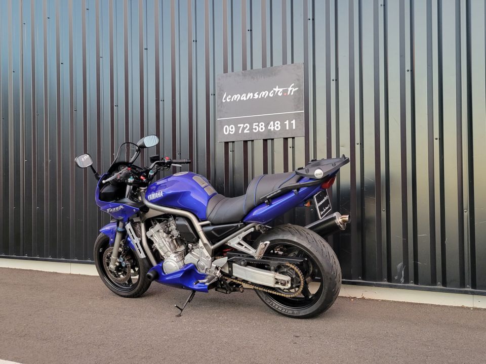 YAMAHA FAZER 1000 5