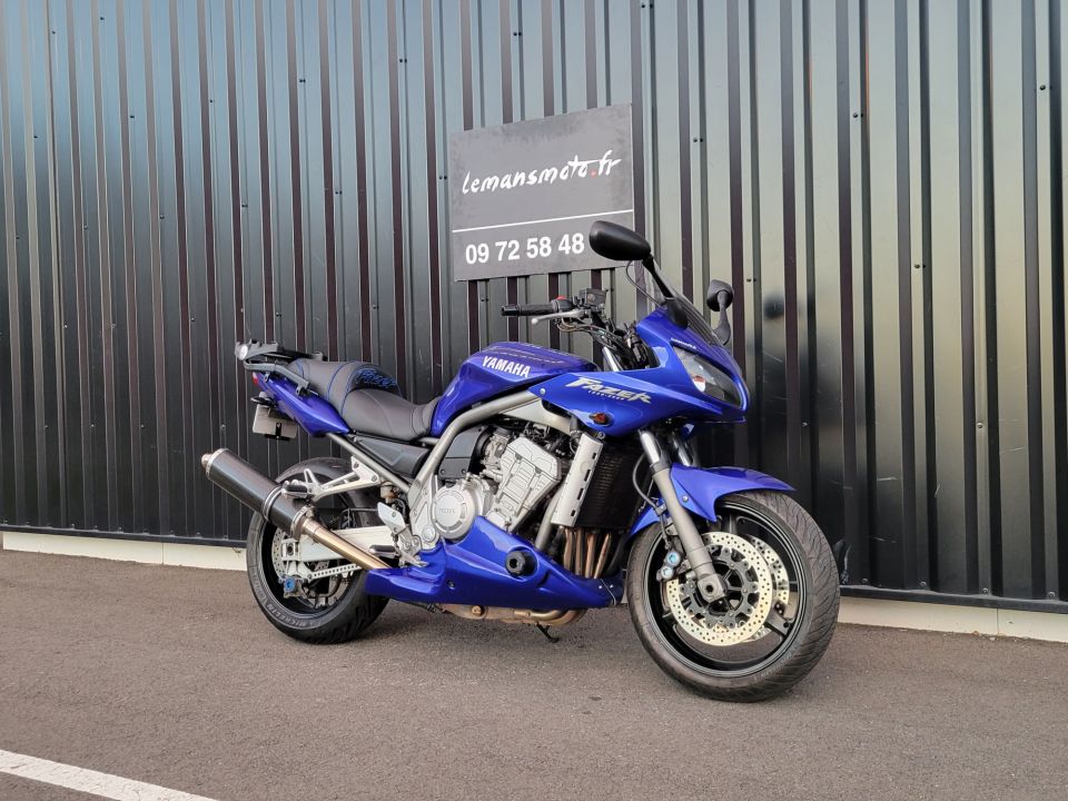 YAMAHA FAZER 1000 0