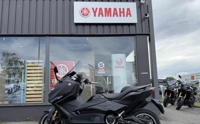 YAMAHA XP T-MAX 560 TECH MAX 2
