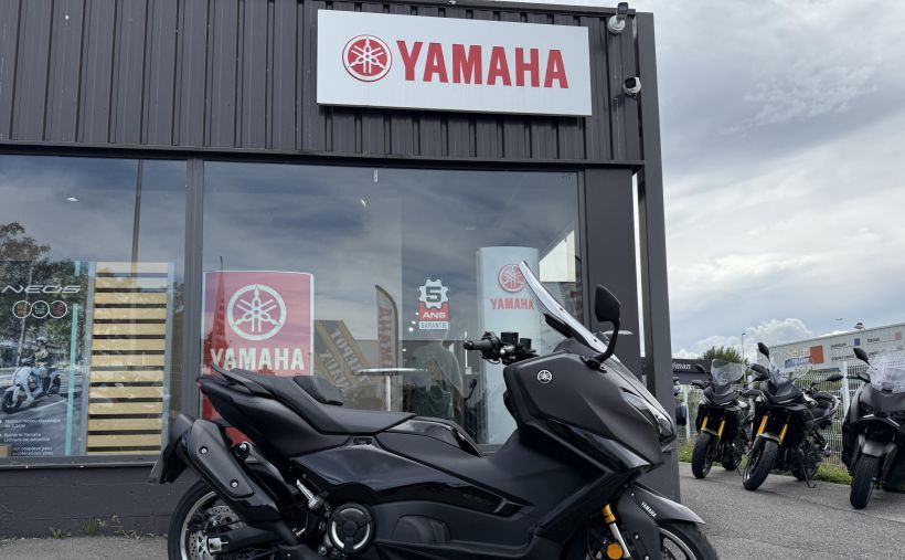 YAMAHA XP T-MAX 560 TECH MAX 3