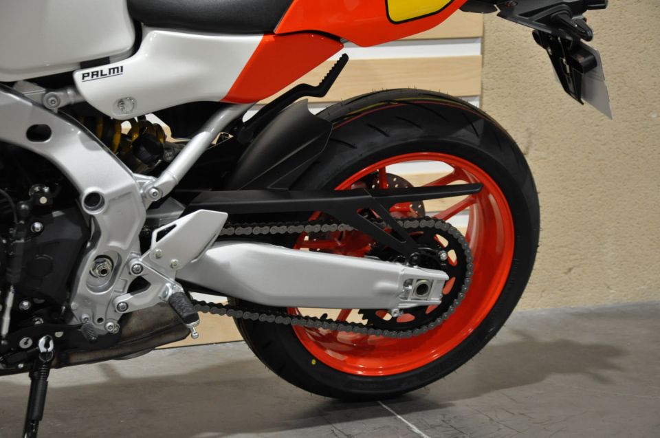 YAMAHA XSR 900 GP 10