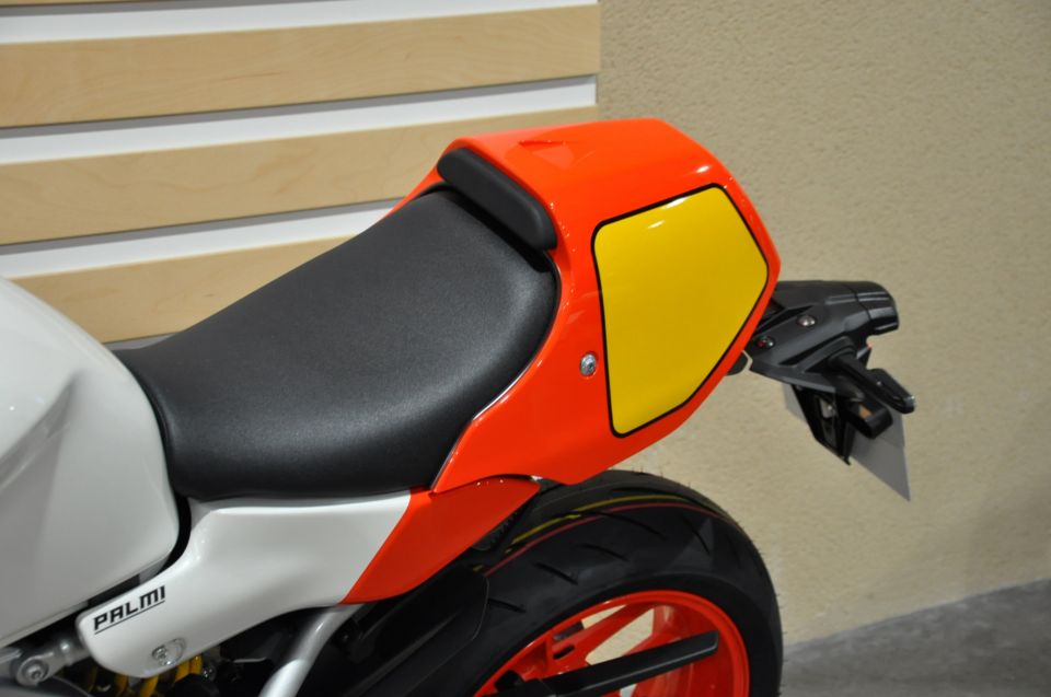 YAMAHA XSR 900 GP 11