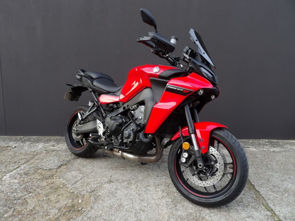 YAMAHA TRACER 9 2