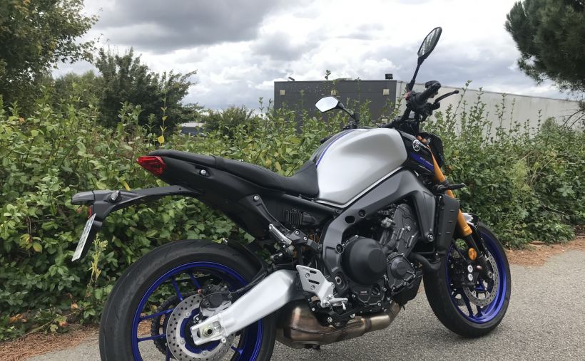 YAMAHA MT-09 SP 8