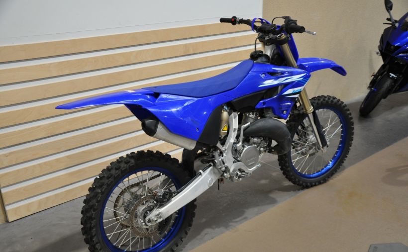 YAMAHA YZ 125 4