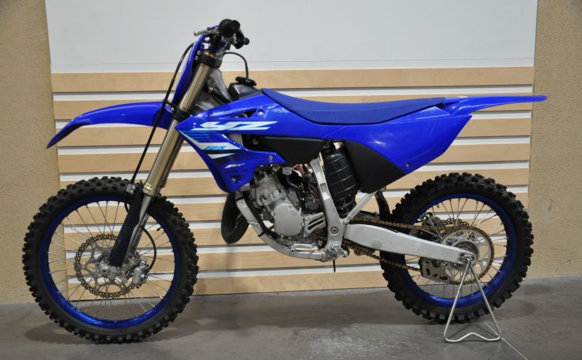 YAMAHA YZ 125 8