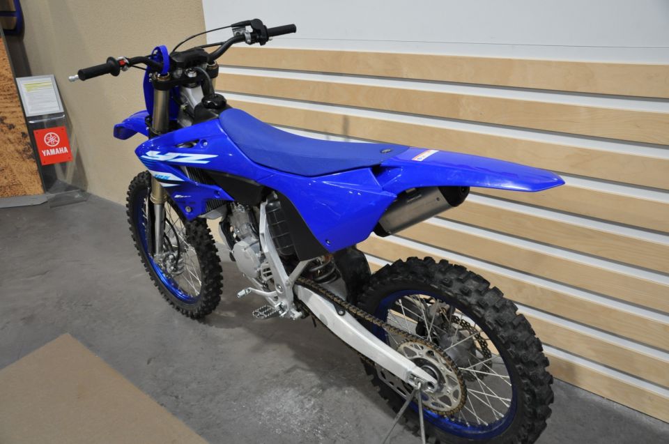 YAMAHA YZ 125 13