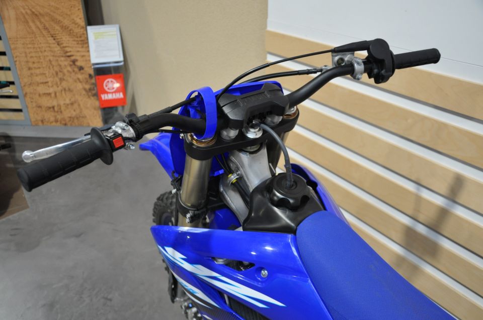 YAMAHA YZ 125 14