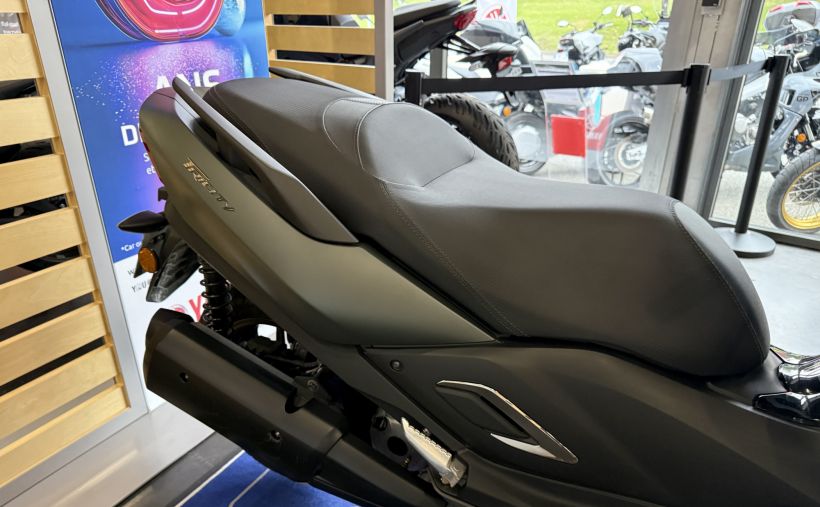 YAMAHA TRICITY 300 2