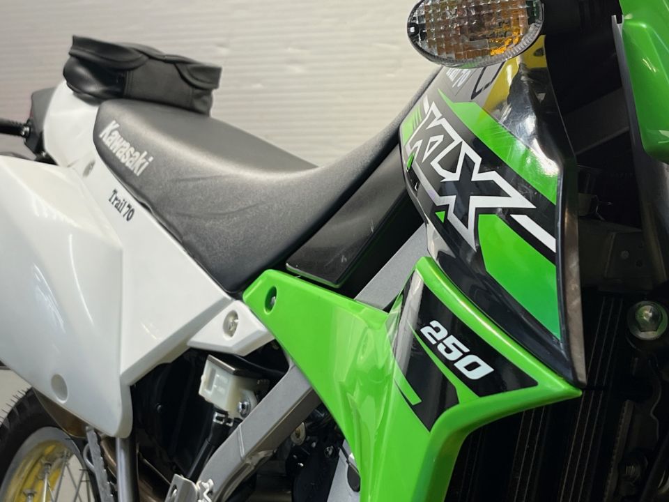 KAWASAKI KLX 250 18