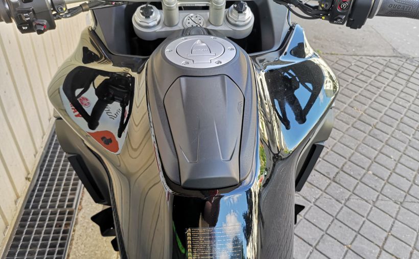 DUCATI MULTISTRADA V4 S 8