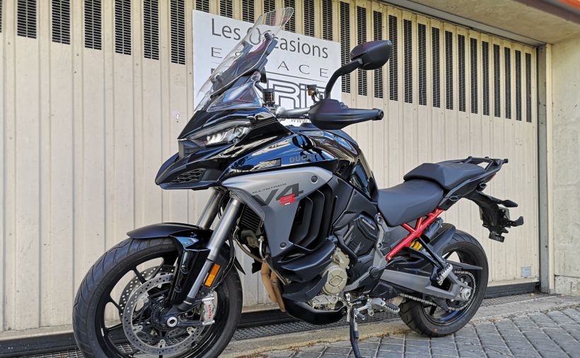 DUCATI MULTISTRADA V4 S 28