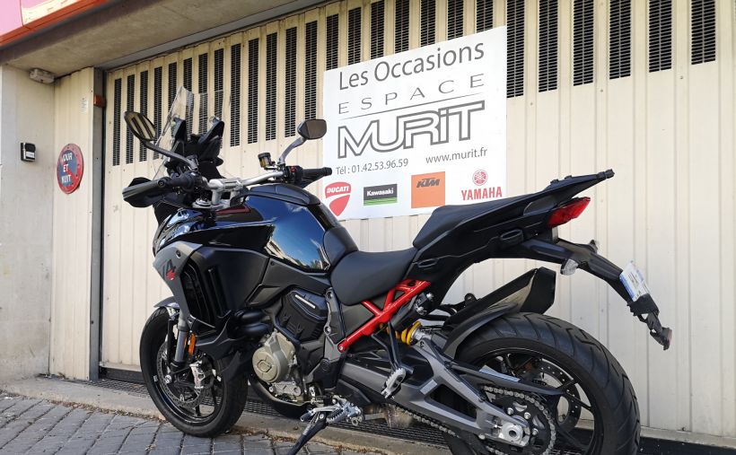 DUCATI MULTISTRADA V4 S 32