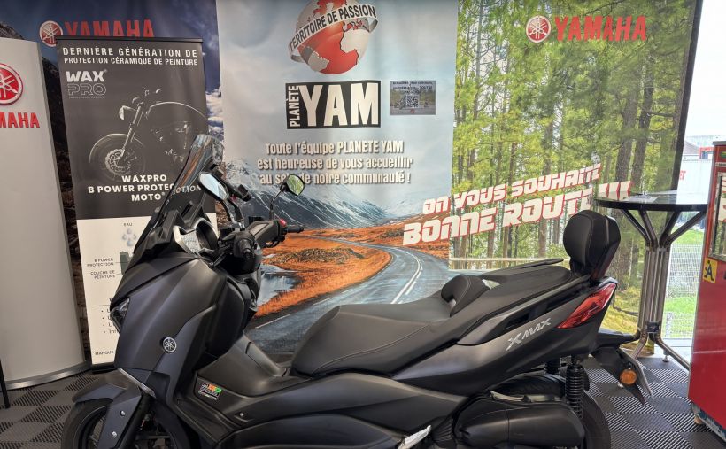 YAMAHA XMAX 125 5
