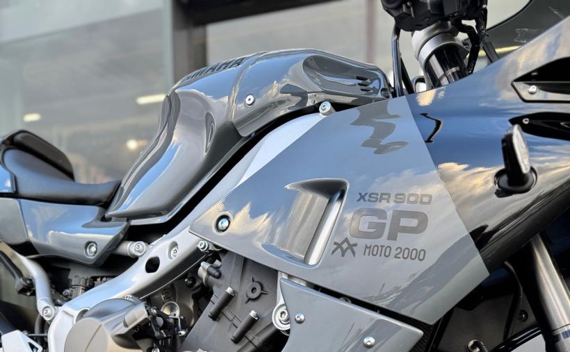 YAMAHA XSR 900 GP 3