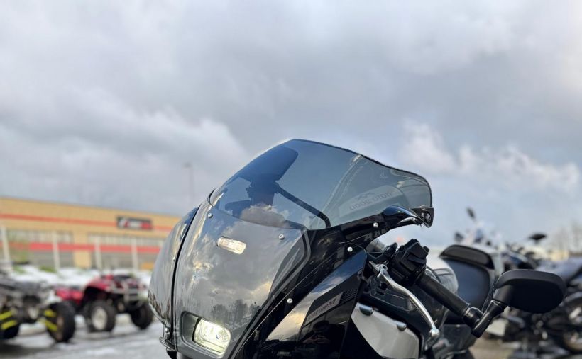 YAMAHA XSR 900 GP 5