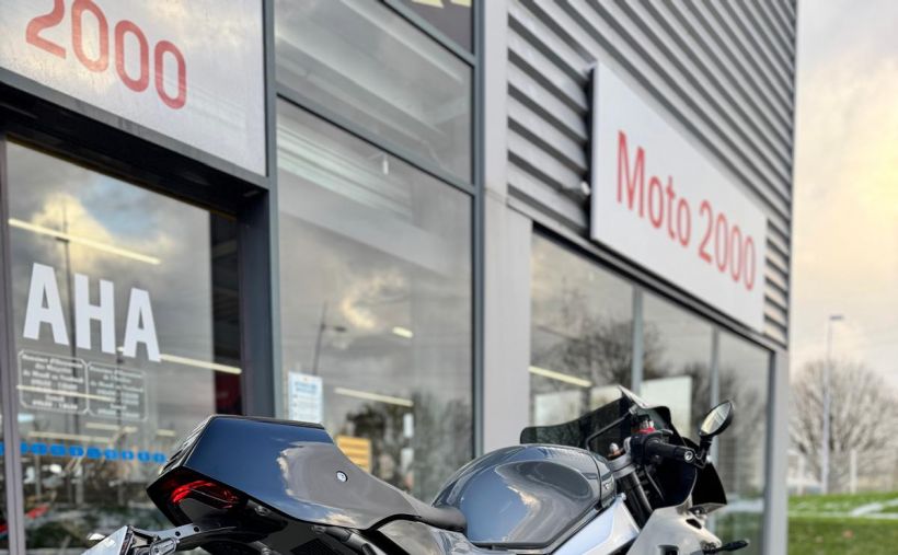 YAMAHA XSR 900 GP 6