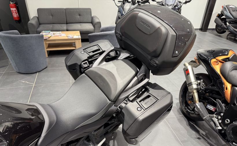 HONDA NT 1100 3
