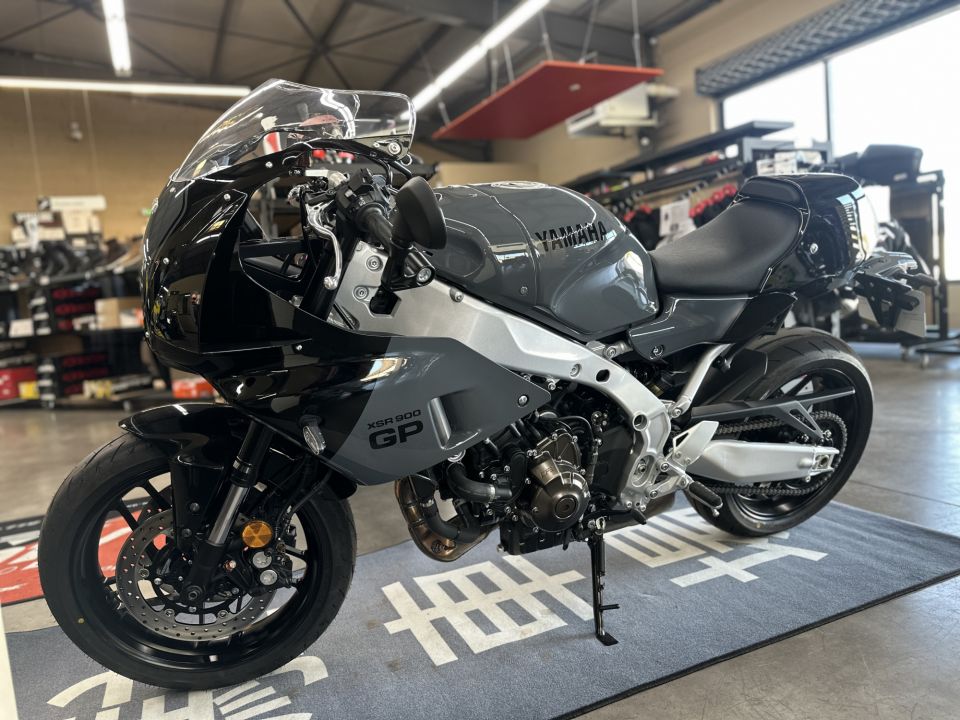 YAMAHA XSR 900 GP 35KW 10