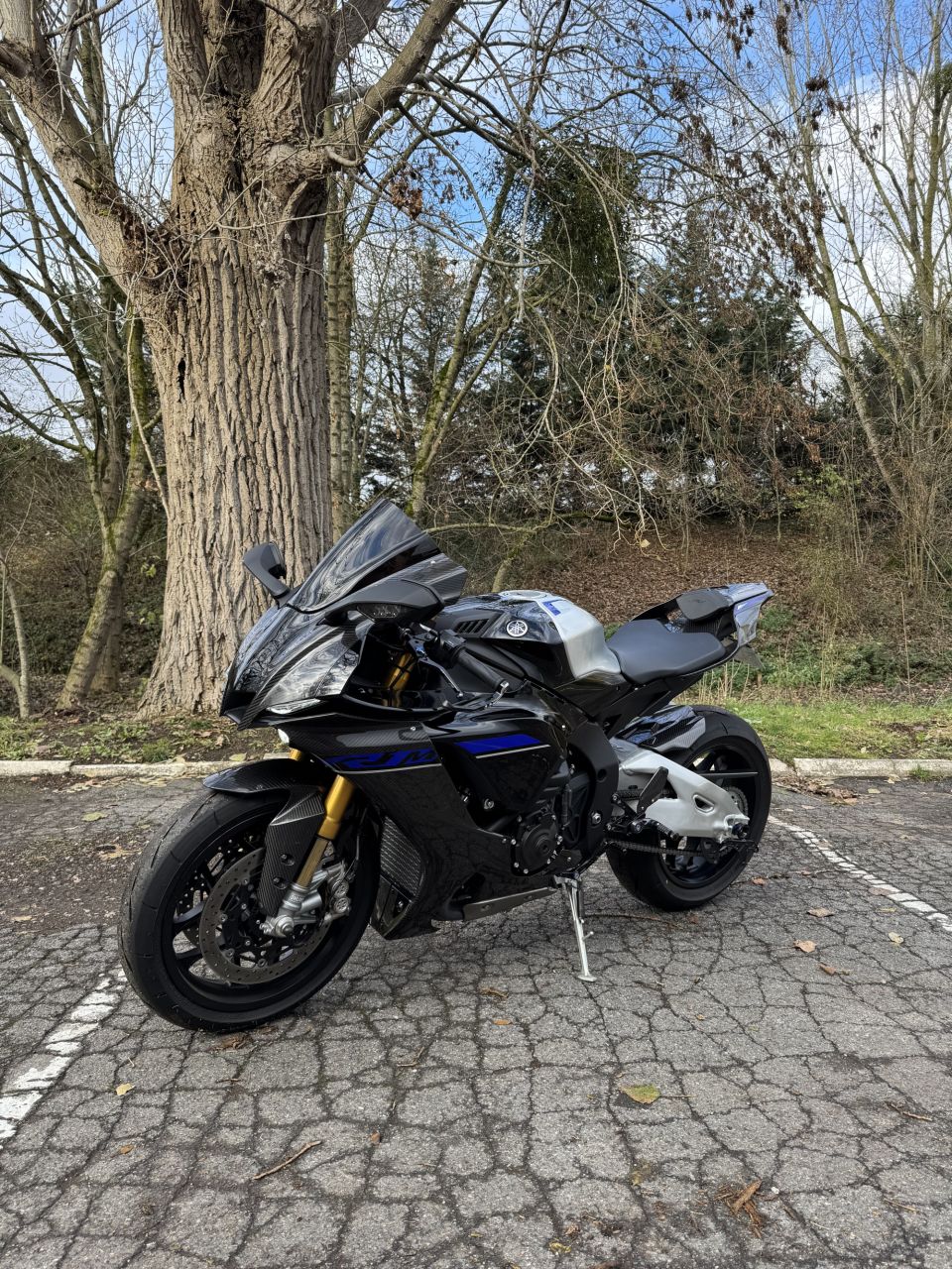 YAMAHA YZF 1000 R1 M 1