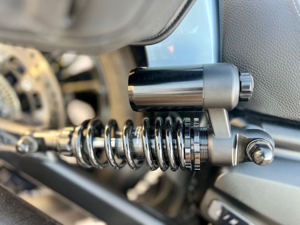 INDIAN SCOUT BOBBER 1250 18