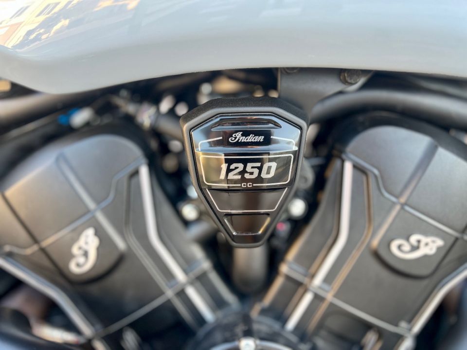 INDIAN SCOUT BOBBER 1250 48