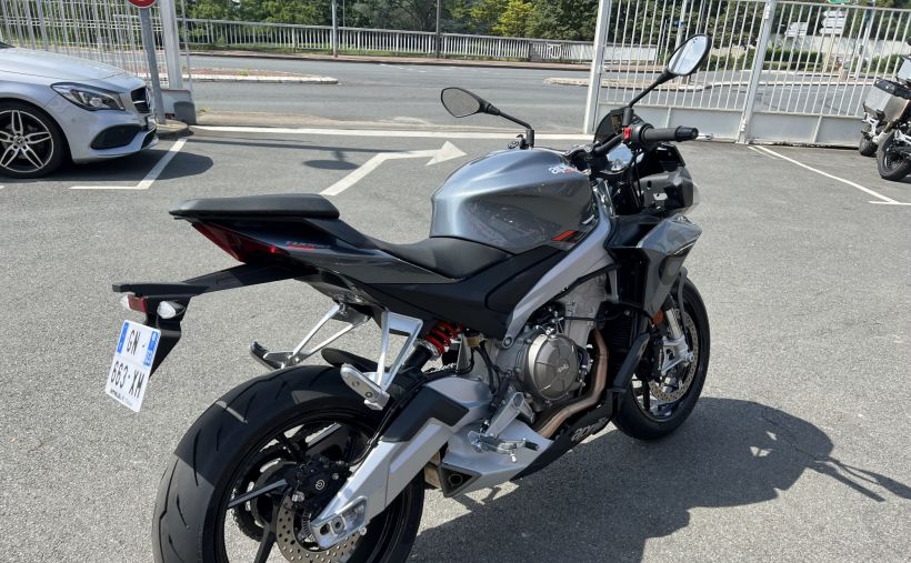APRILIA TUONO 660 11