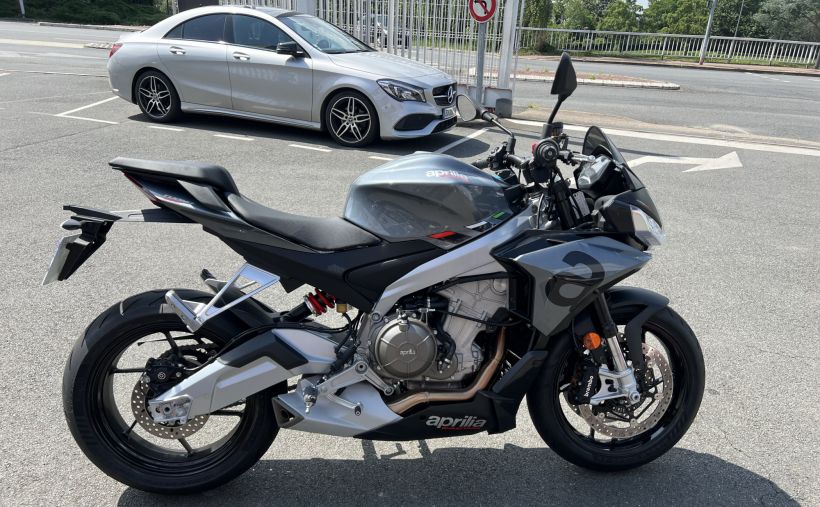 APRILIA TUONO 660 44