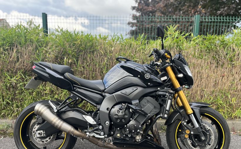 YAMAHA FZ8 0