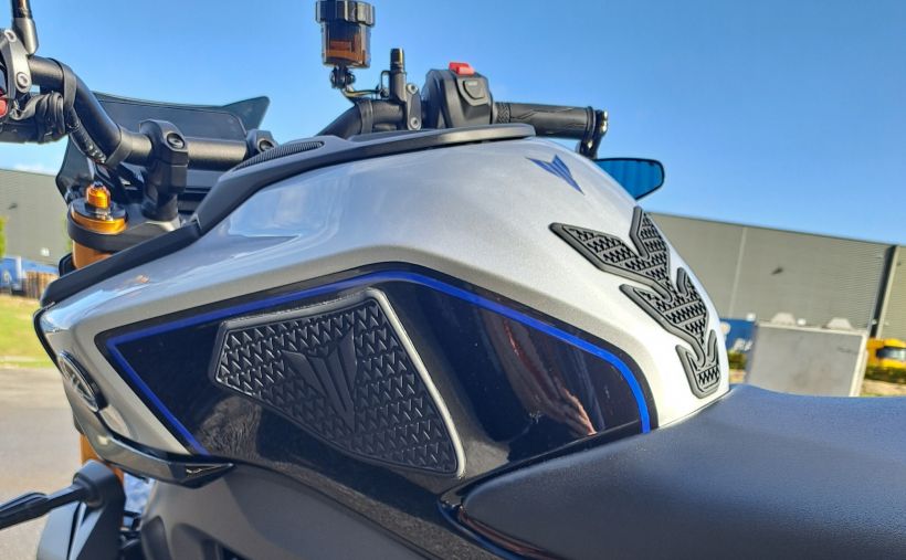 YAMAHA MT-09 SP 15