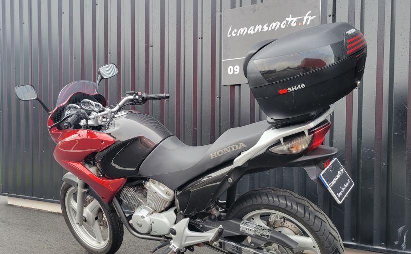 HONDA VARADERO 125 15