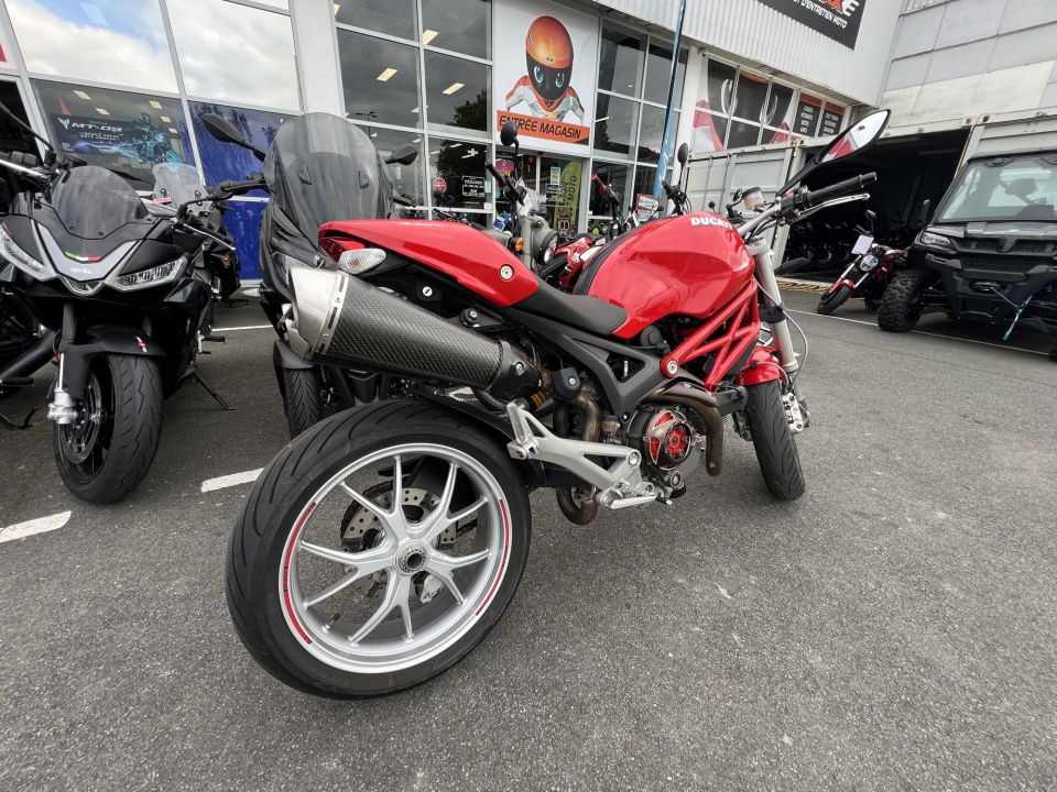 DUCATI 1100EVO MONSTER 11