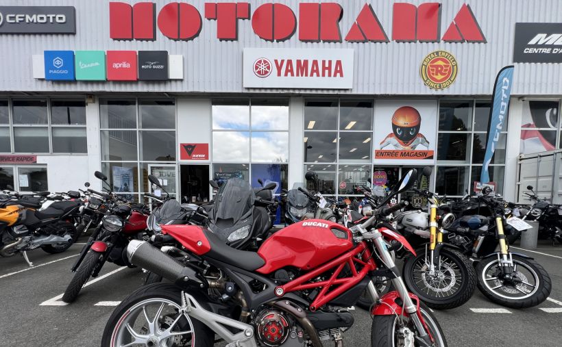 DUCATI 1100EVO MONSTER 0