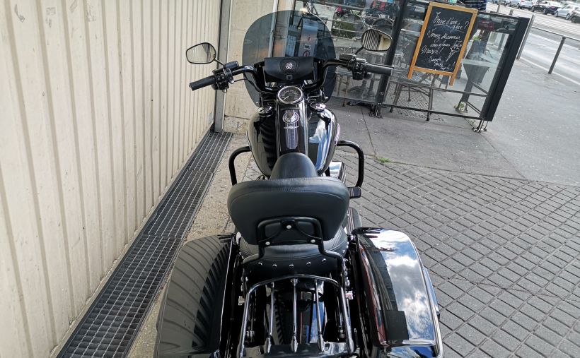HARLEY-DAVIDSON HARLEY-DAVIDSON ROAD KING SPECIAL FLHRXS 20