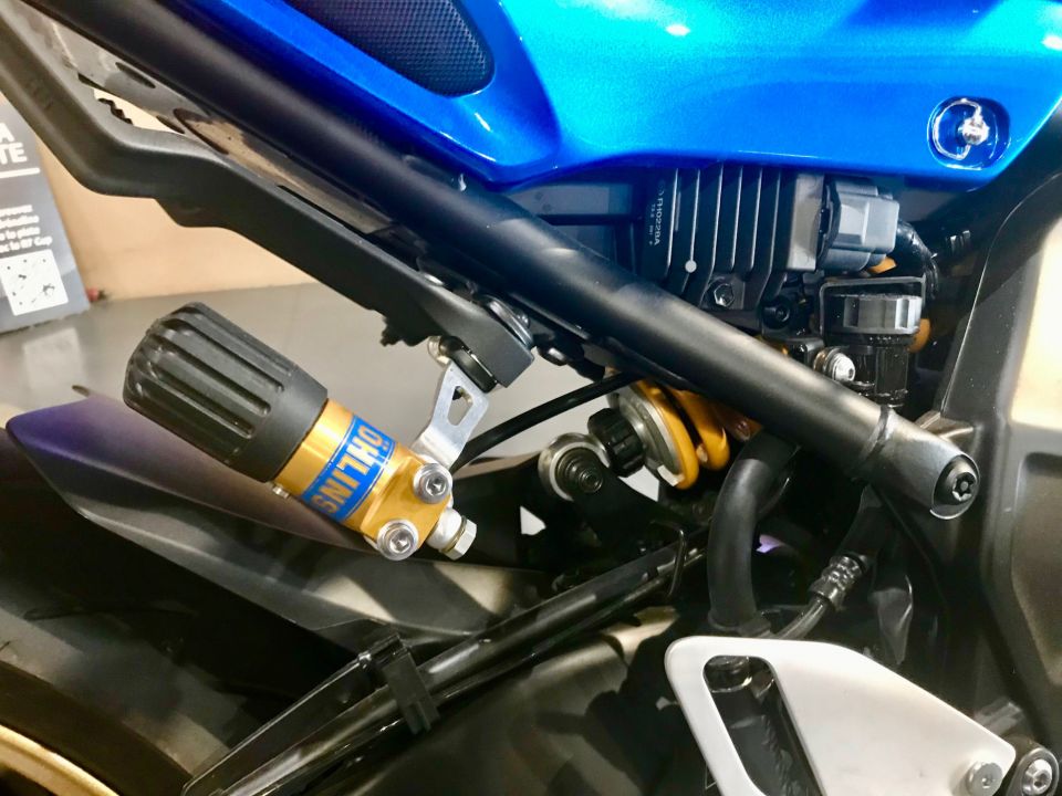 YAMAHA XSR 900 ABS 2